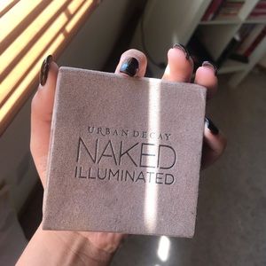 Urban decay naked illuminated